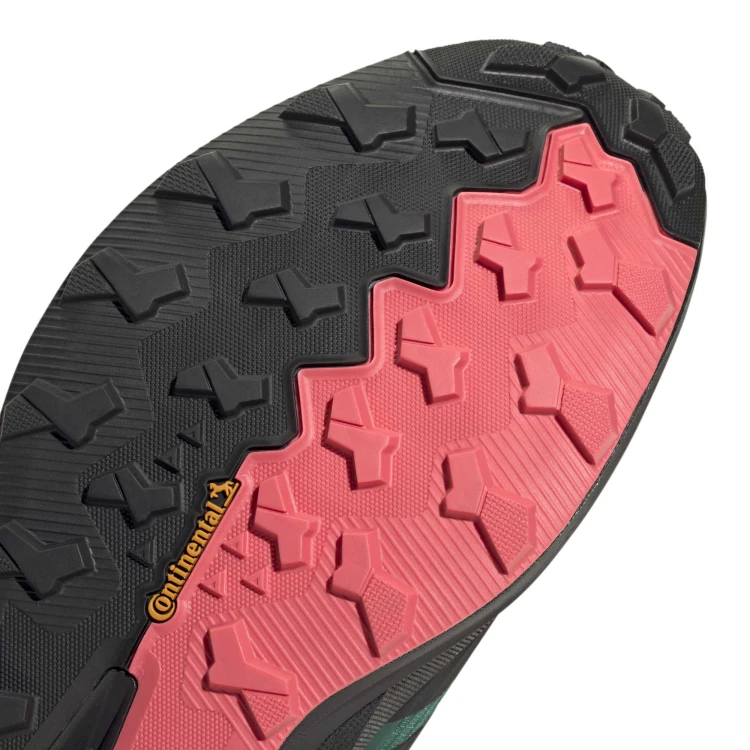 KI8278_8_FOOTWEAR_Photography_Detail View 1_white.jpg