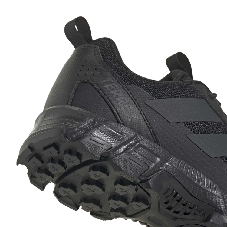 KJ0412_9_FOOTWEAR_Photography_Detail View 2_white.jpg