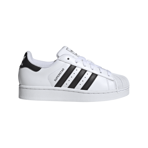 JH9976_1_FOOTWEAR_Photography_Side Lateral Center View_white.png