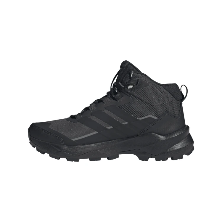 JQ2219_5_FOOTWEAR_Photography_Side Medial Center View_white.png