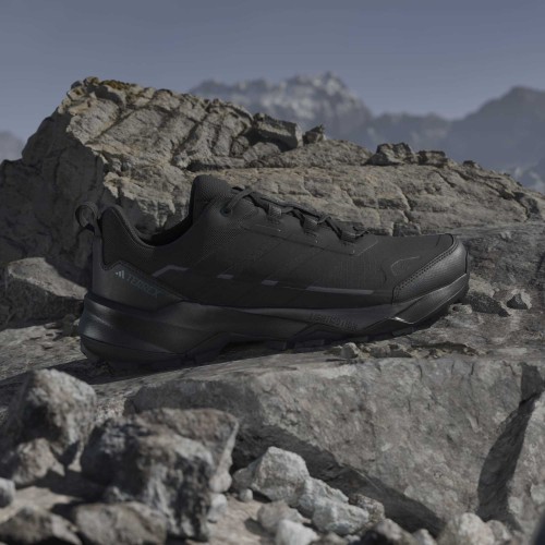 JQ2210_16_FOOTWEAR_Photography_HeroMrktng View 3.jpg